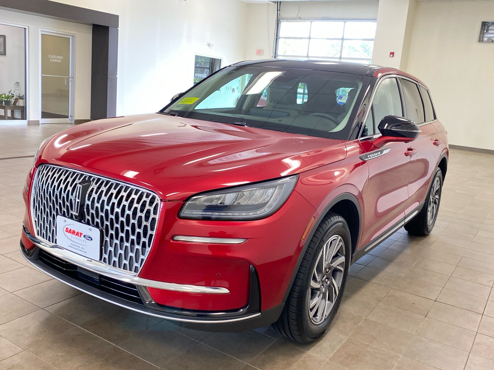 2023 Lincoln Corsair Standard photo 4