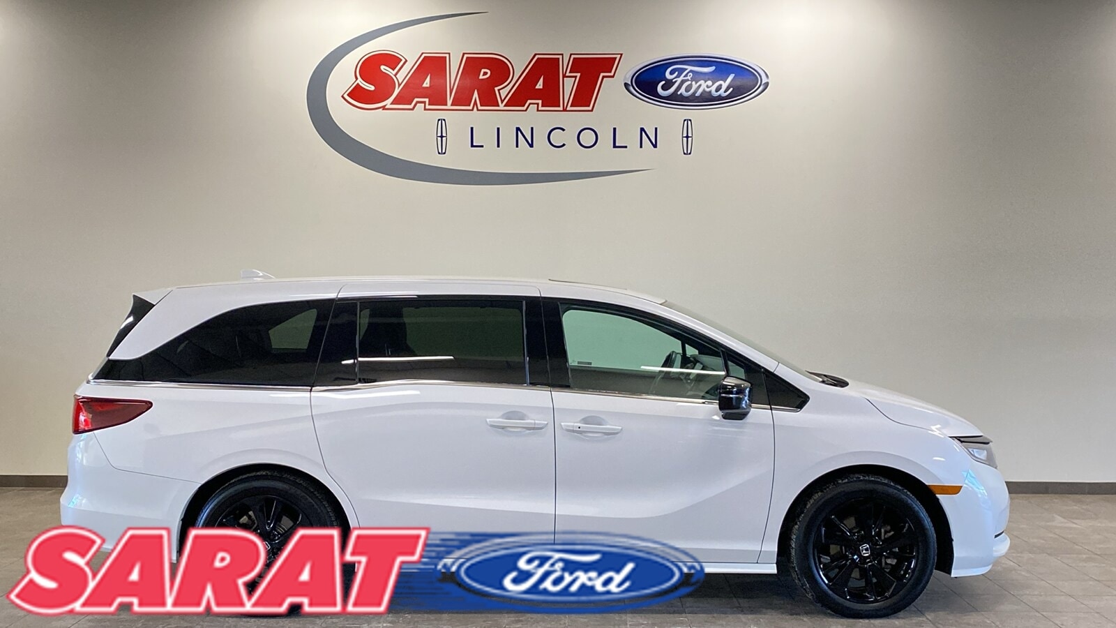 2024 Honda Odyssey SPORT's photo