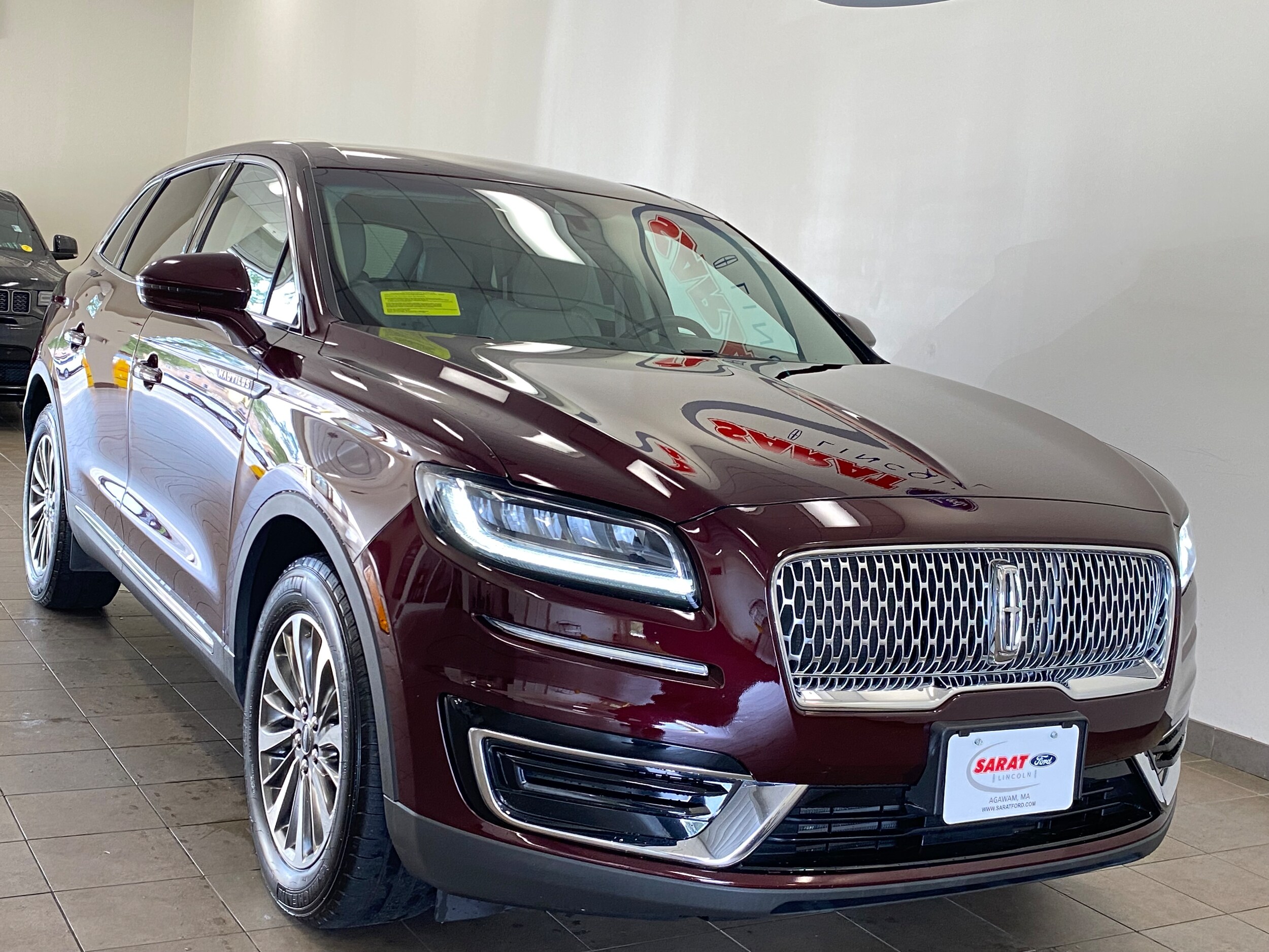 2020 Lincoln Nautilus photo 2