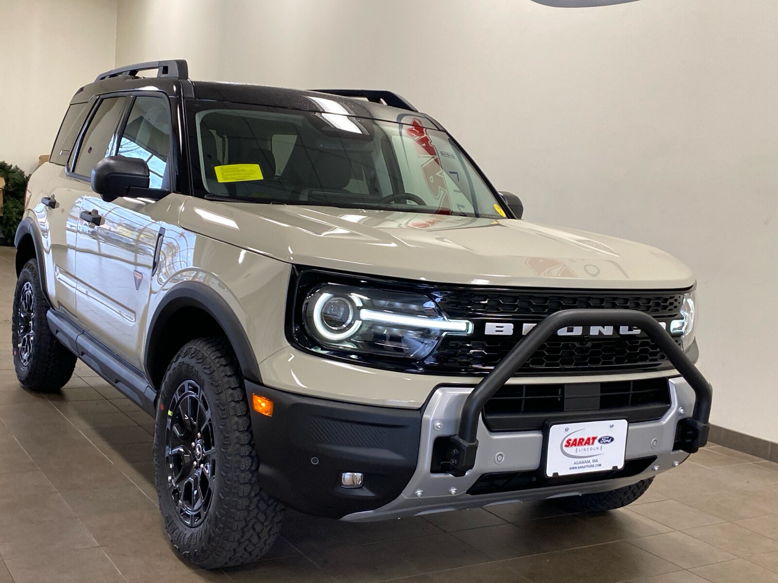 2025 Ford Bronco Sport Badlands photo 2