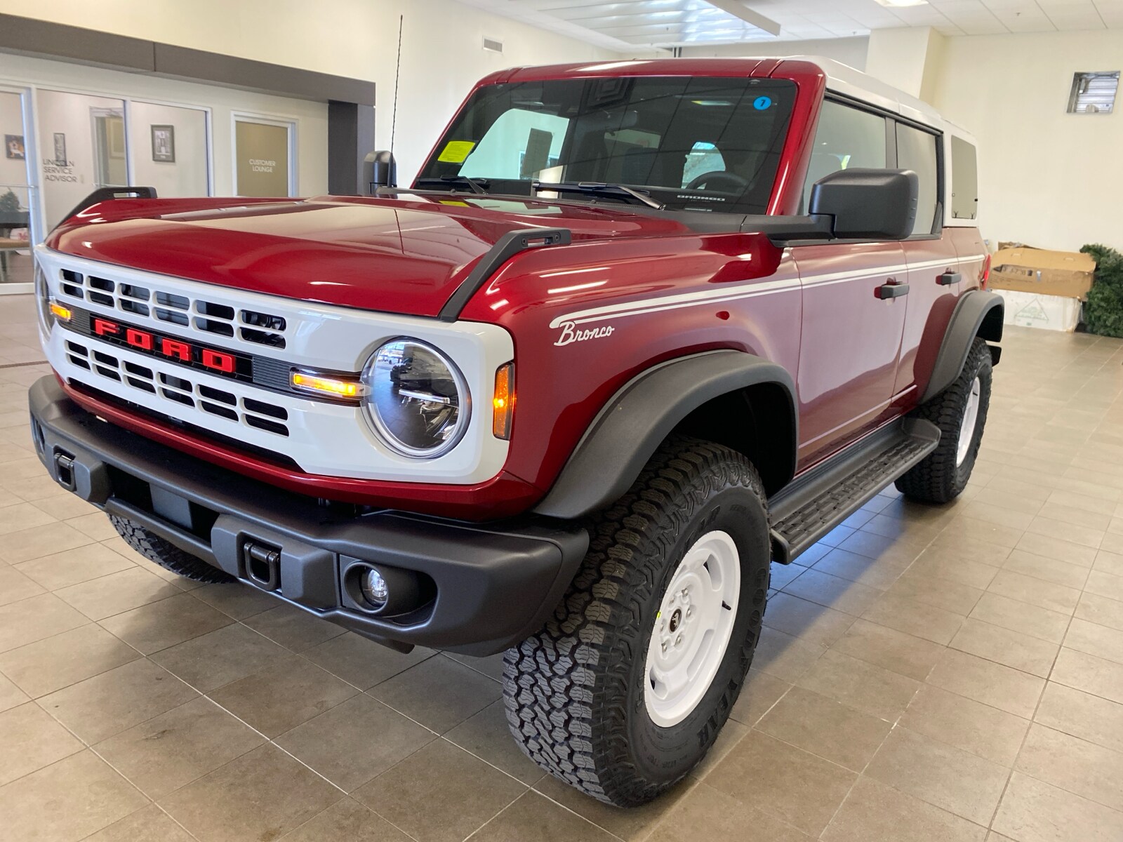 2025 Ford Bronco Heritage First Edition photo 3