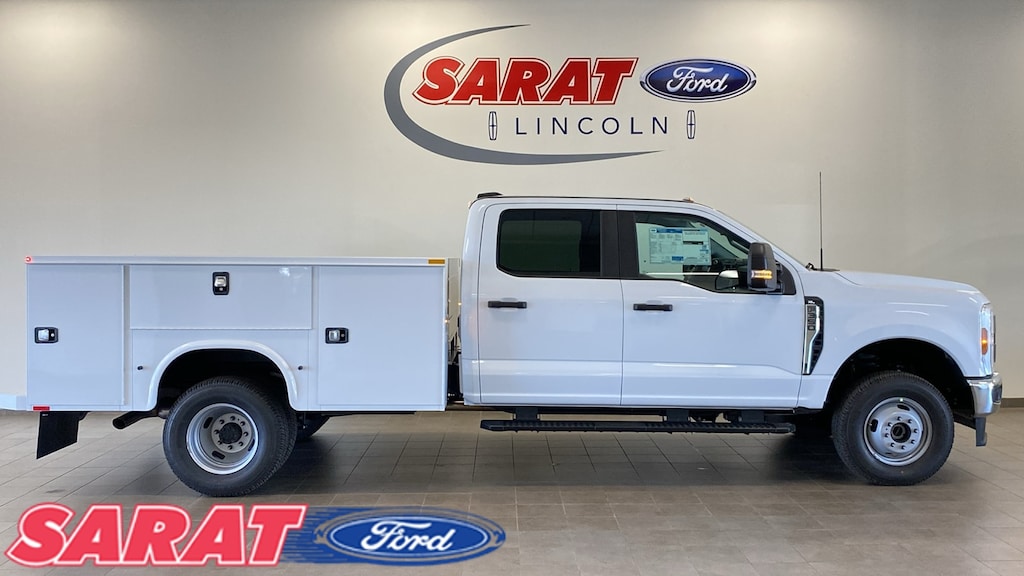 New 2026 Ford F-350 Chassis XL CREW CAB 179" WB DRW