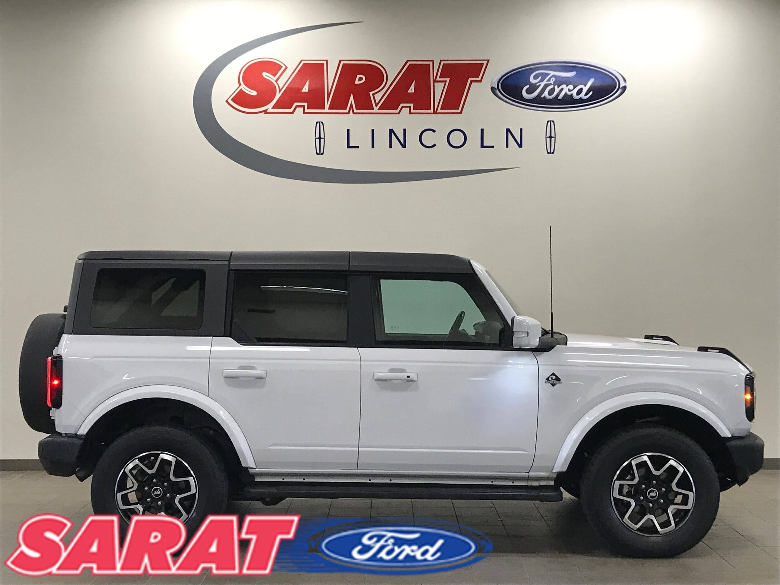 2022 Ford Bronco SUV 