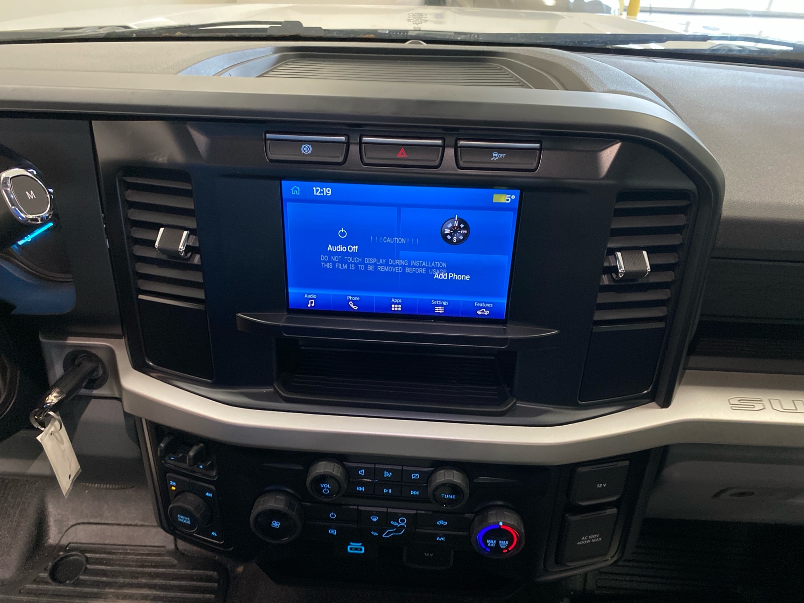 2024 Ford F-550 Super Duty Chassis Cab XL - Photo 17