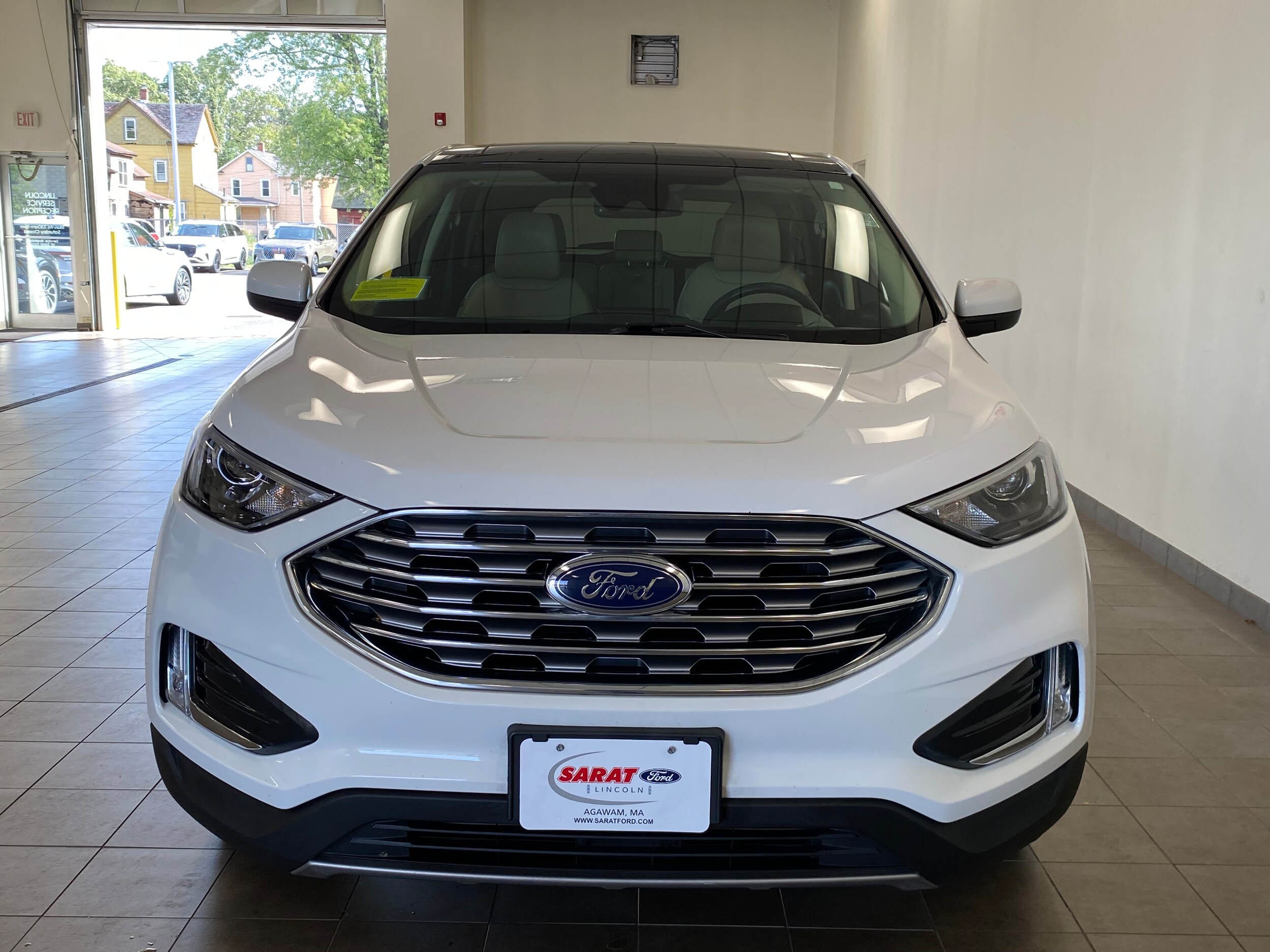 2022 Ford Edge SEL photo 3