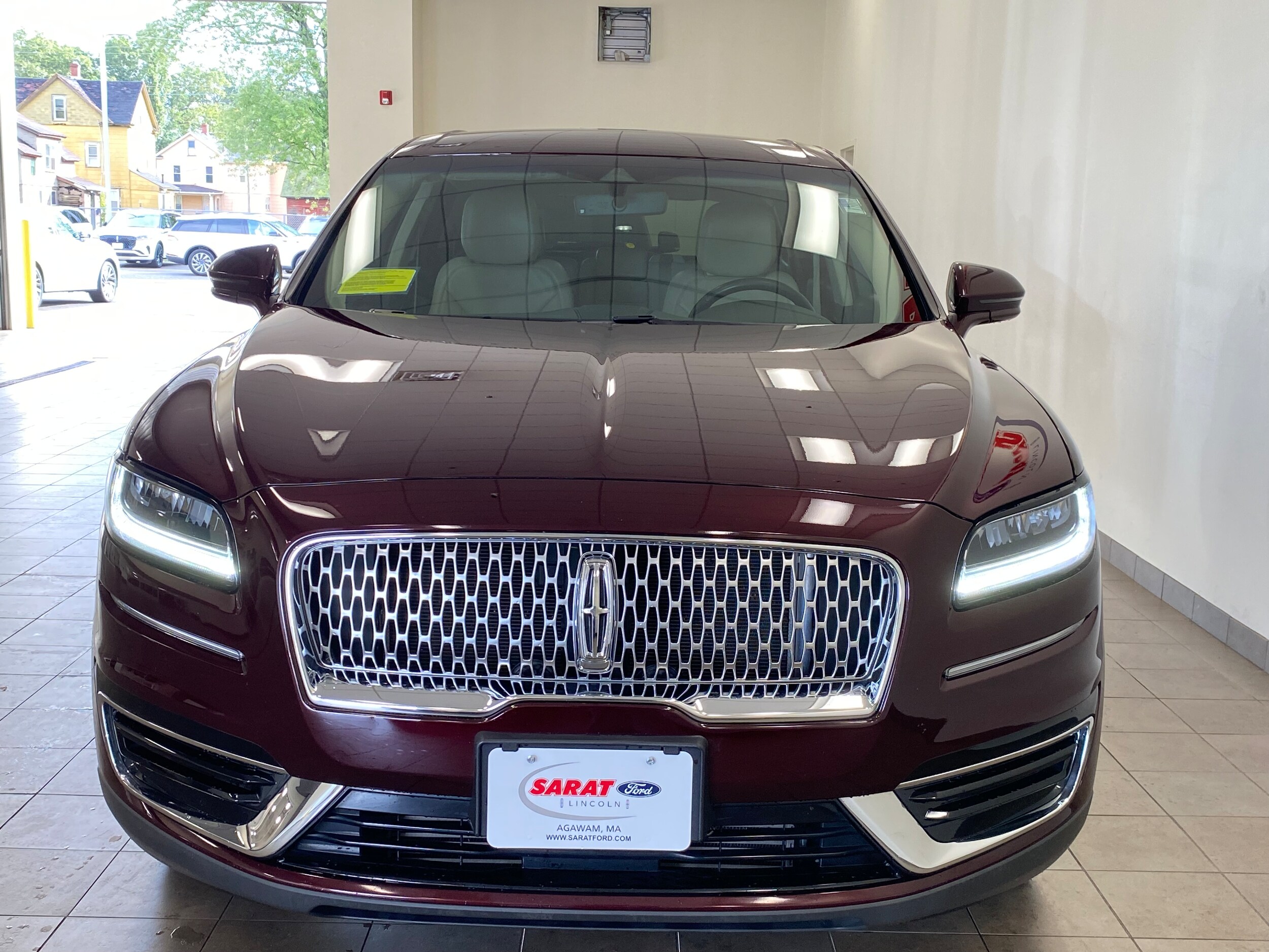 2020 Lincoln Nautilus photo 3