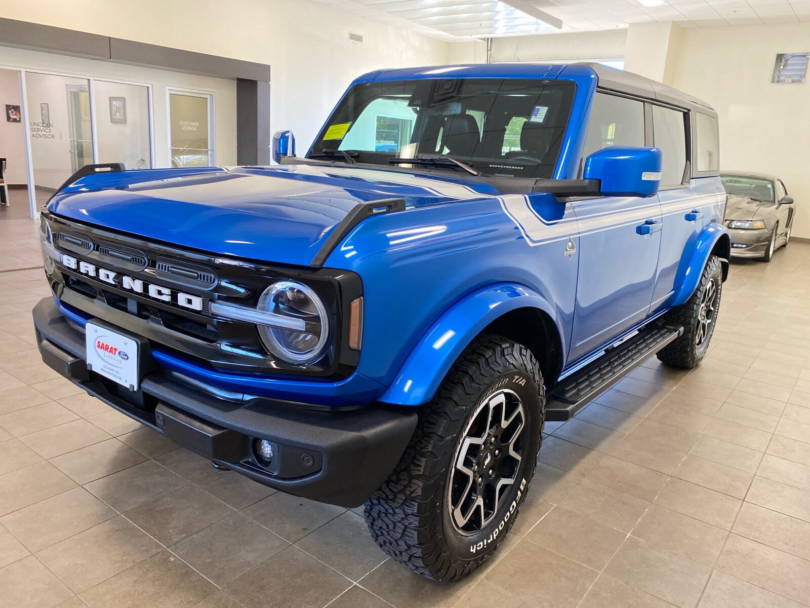 2021 Ford Bronco Outer Banks photo 4