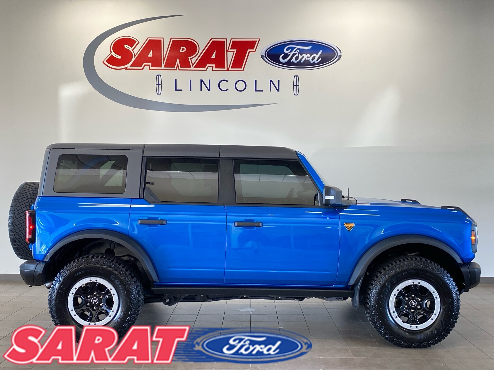 2022 Ford Bronco 