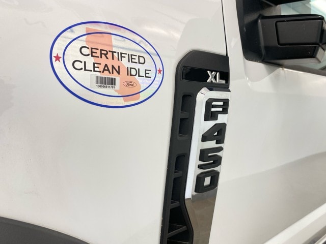 2024 Ford F-450 Super Duty Chassis Cab XL - Photo 8