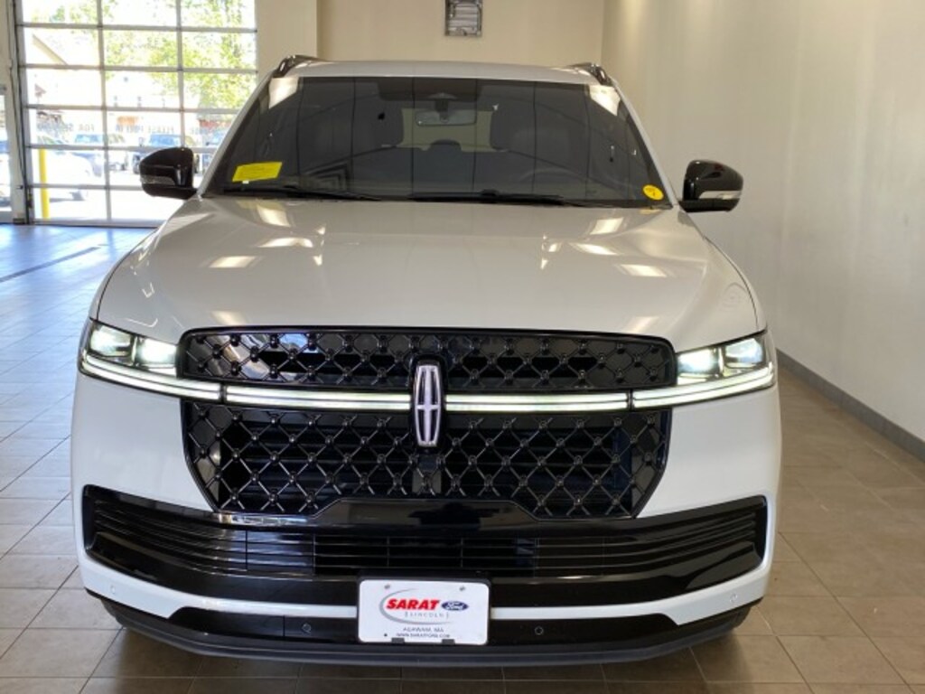 New 2025 Lincoln Navigator L 2025 Lincoln Navigator L Reserve 4DR SUV 131.5 WB SUV