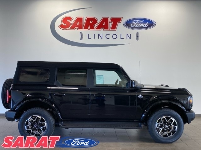 2025 Ford Bronco 4-Door Outer Banks's photo