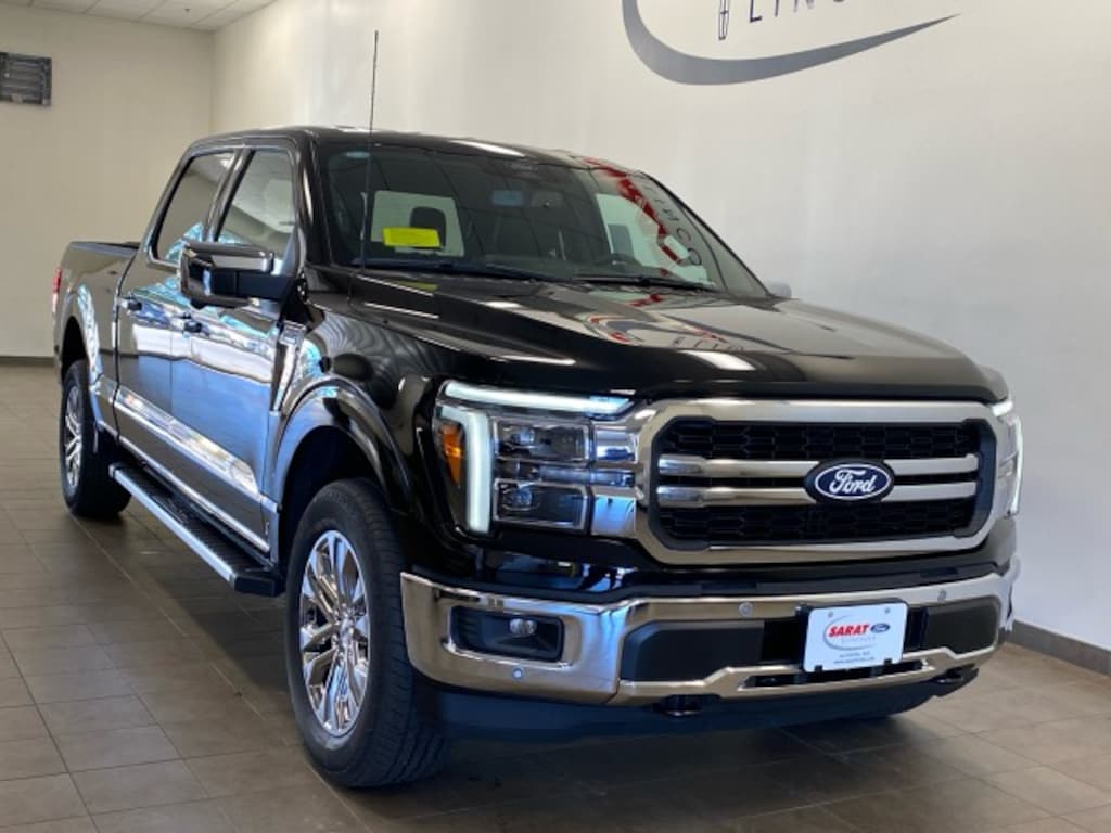 New 2025 Ford F-150 Lariat 4x4 TRUCK
