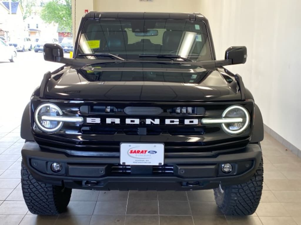Used 2024 Ford Bronco 2024 Ford Bronco Outer Banks 4DR SUV 116.1 WB 4WD SUV