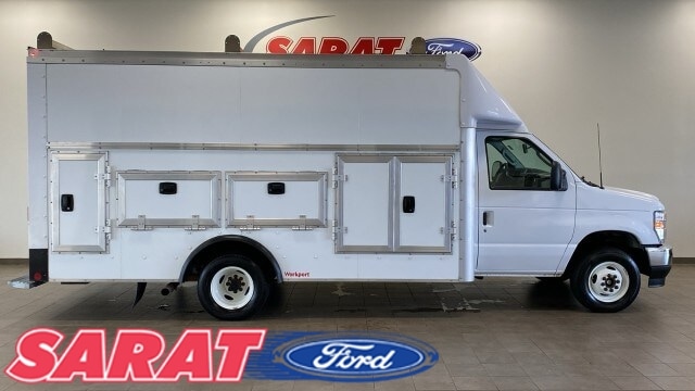2024 Ford E-Series Cutaway Base's photo