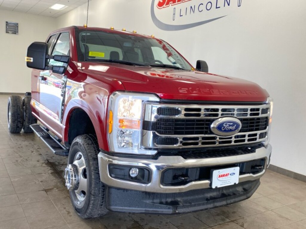 New 2024 Ford F-350 Chassis XLT SUPER CAB 168" WB Pickup Truck