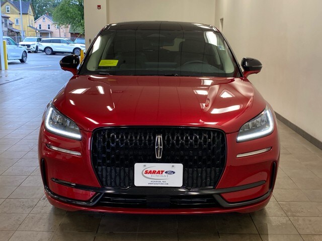 2024 Lincoln Corsair Premiere photo 3