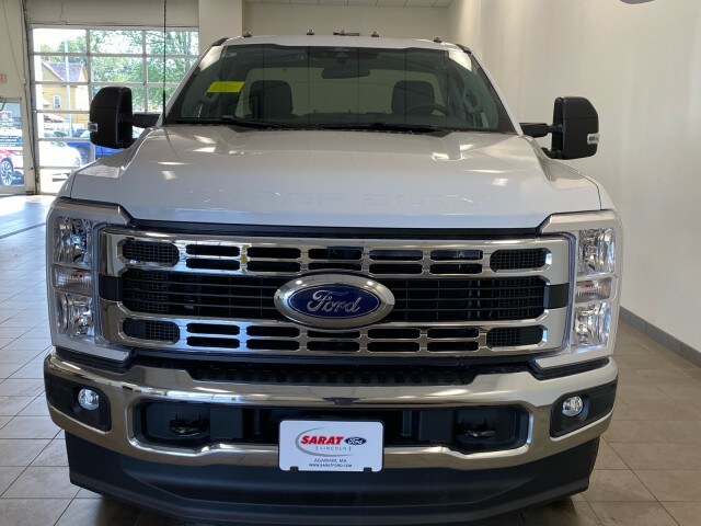 2025 Ford F-350 XLT photo 2