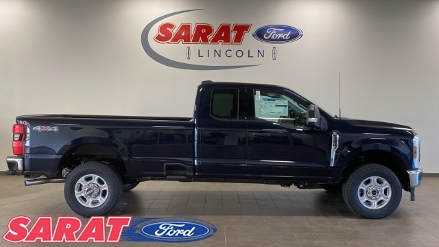 2025 Ford F-350 Super Duty XLT's photo