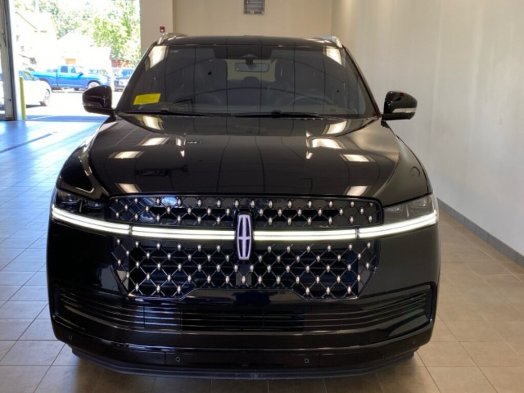 New 2025 Lincoln Navigator 2025 Lincoln Navigator Black Label 4DR SUV 122.5 SUV