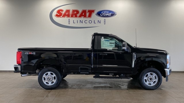2025 Ford F-250 Super Duty XL's photo