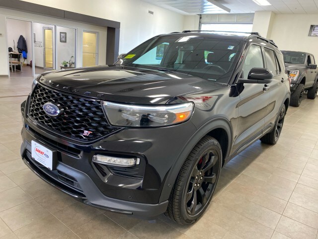 2022 Ford Explorer ST photo 3