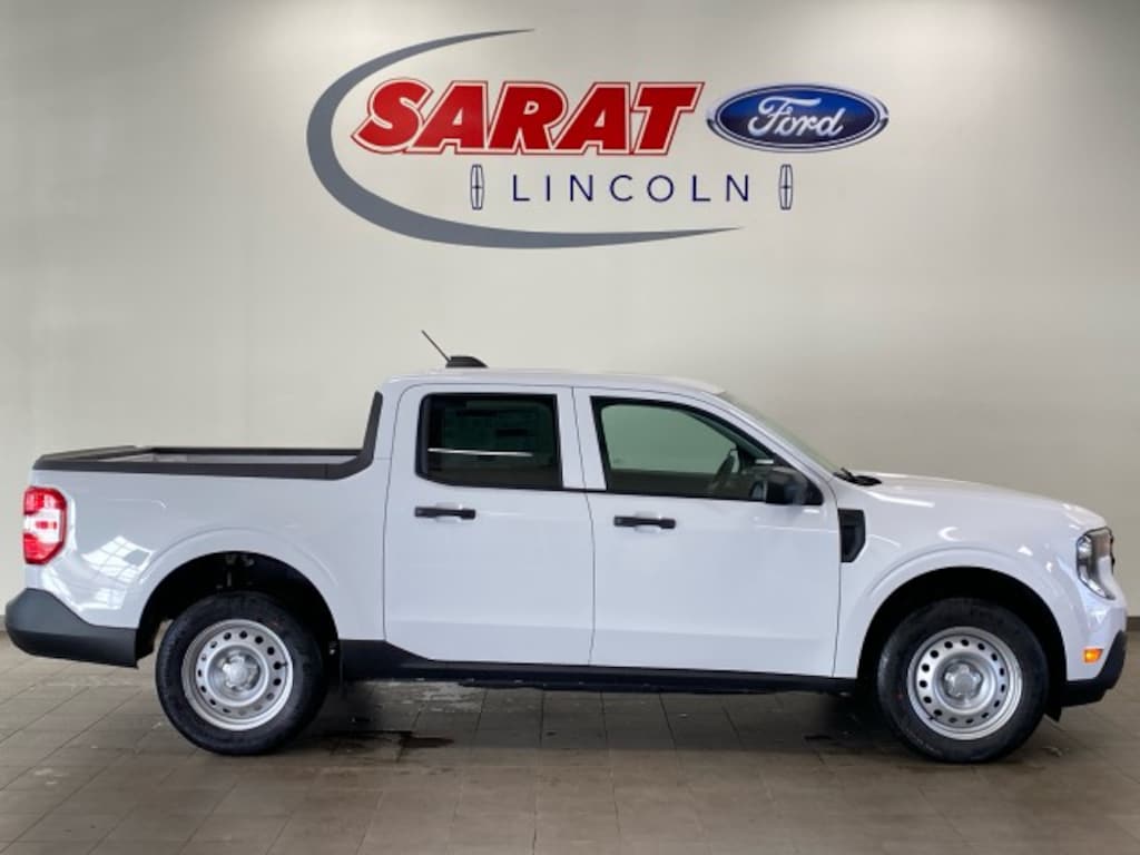 New 2025 Ford Maverick 2025 Ford Maverick XL Crew CAB 4DR 121.1 WB AWD TRUCK