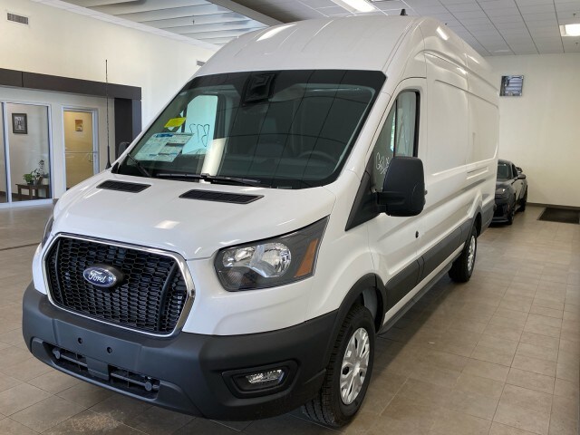 2025 Ford Transit Cargo Van photo 3