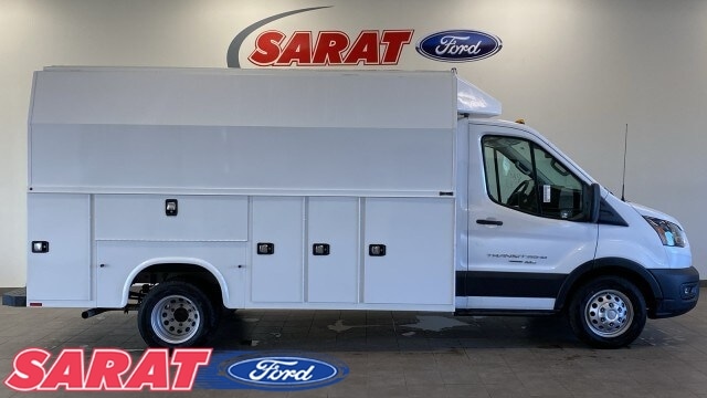 2024 Ford Transit Cutaway Base's photo