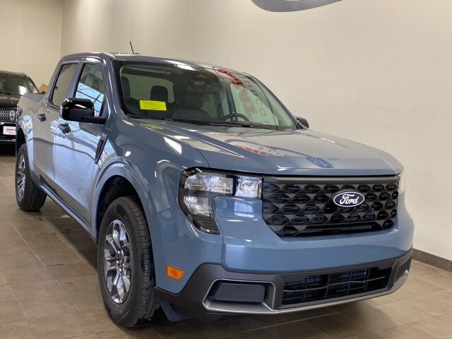 2025 Ford Maverick XLT photo 2