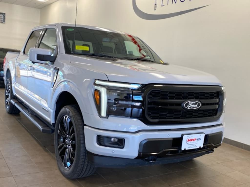 New 2025 Ford F-150 Lariat POWERBOOST TRUCK
