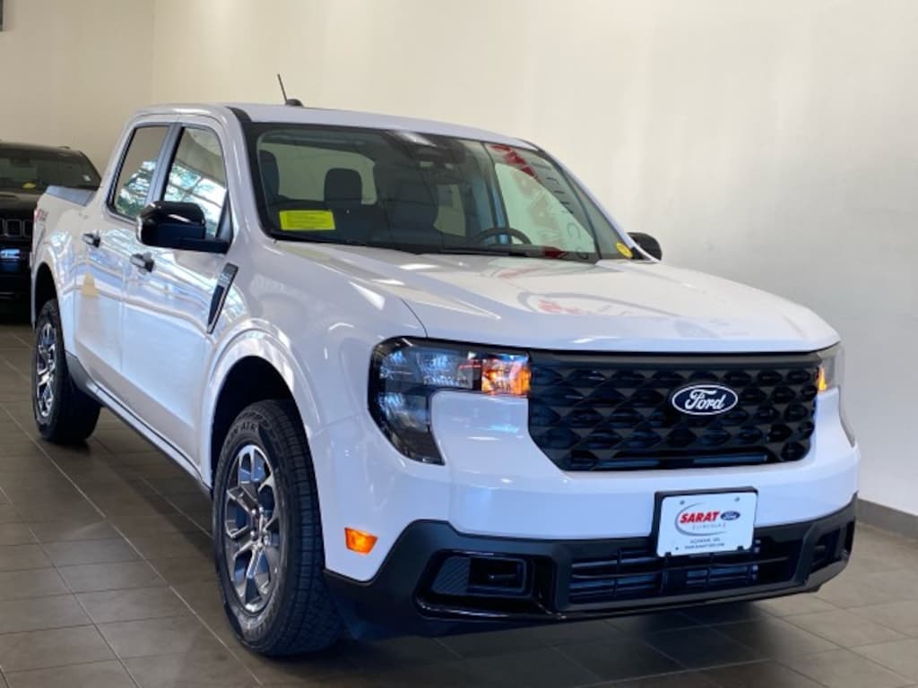New 2025 Ford Maverick XLT AWD TRUCK