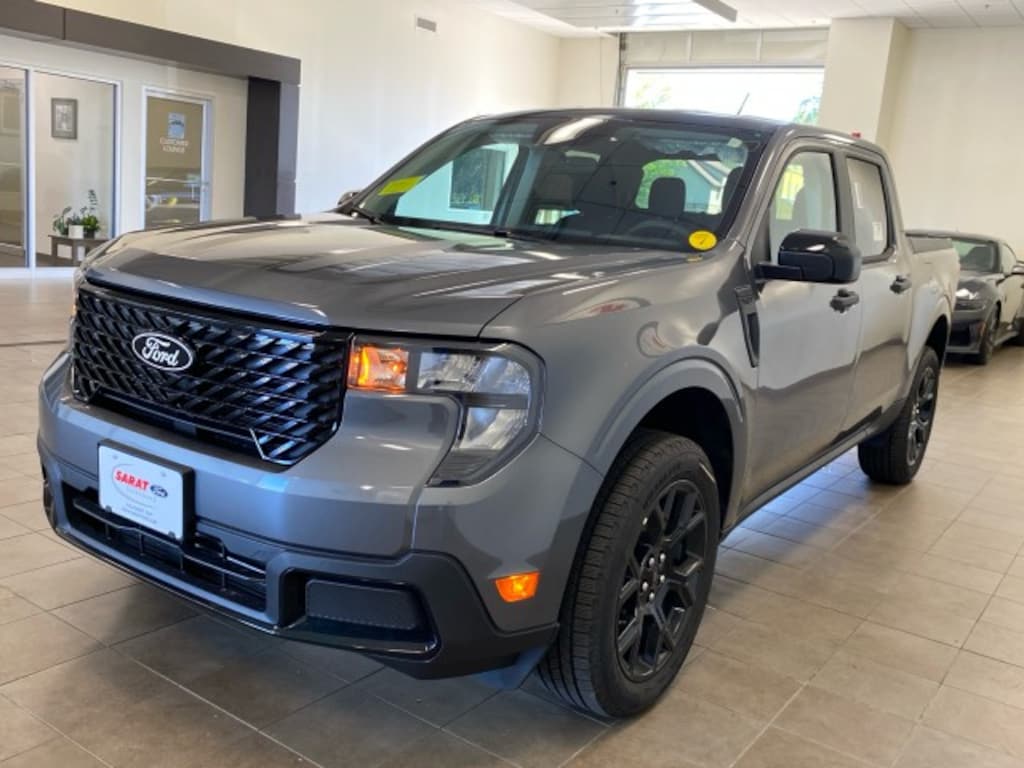 New 2025 Ford Maverick XLT AWD Pickup Truck