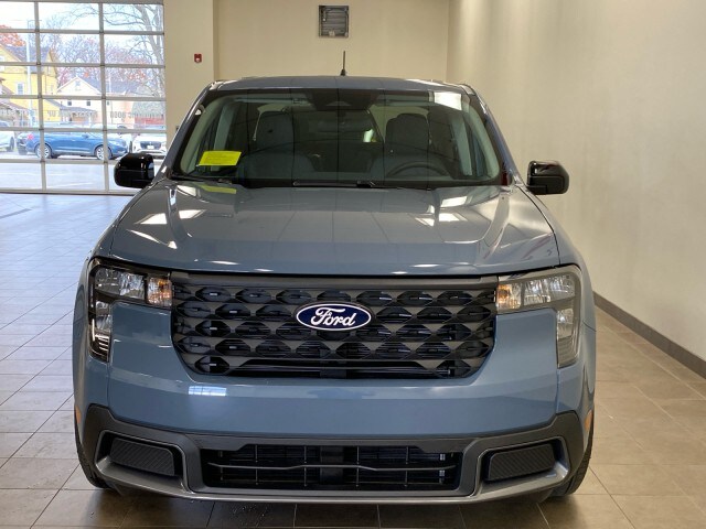 2025 Ford Maverick XLT photo 3