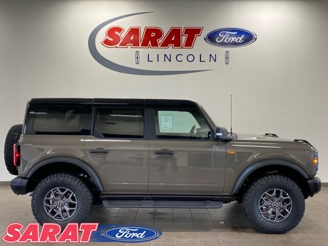 2025 Ford Bronco SUV 