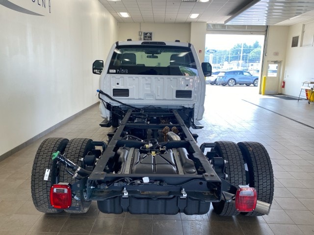 2024 Ford F-450 Super Duty Chassis Cab XL - Photo 6