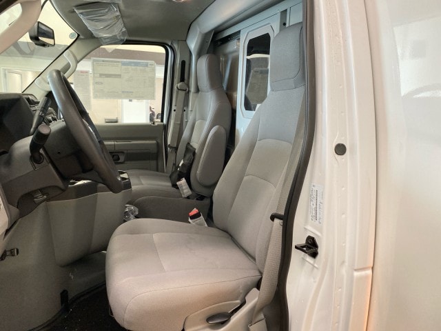 2025 Ford E-Series Cutaway Base - Photo 14