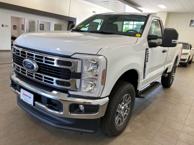 2025 Ford F-350 XLT photo 3