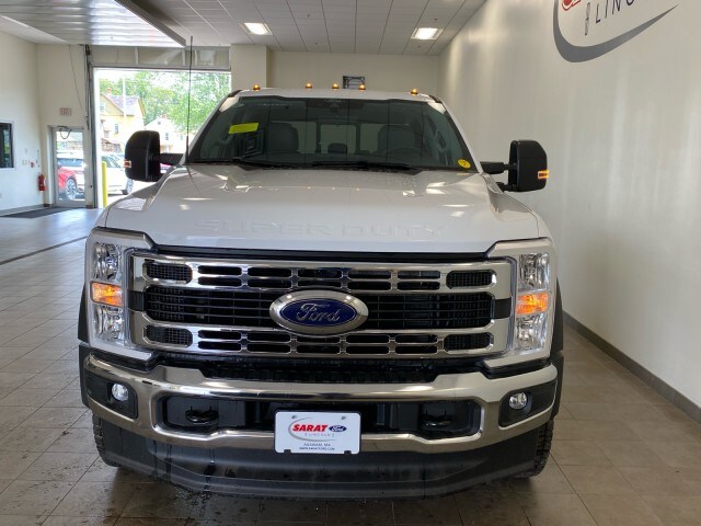 2025 Ford F-550 XL photo 2
