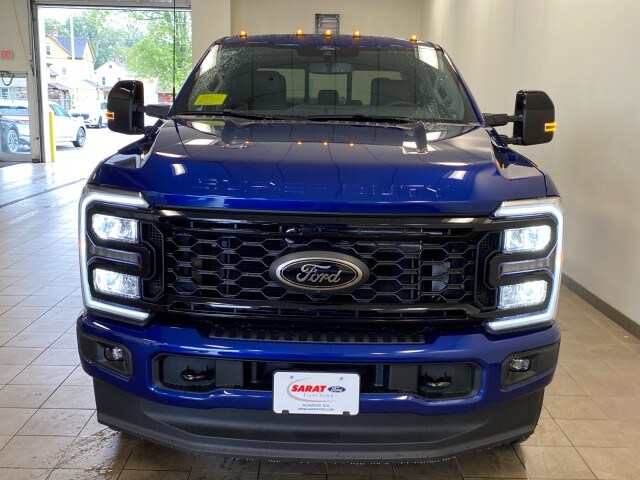 2026 Ford F-350 Lariat photo 3