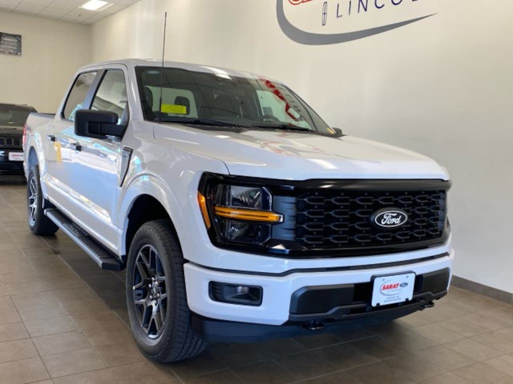 New 2025 Ford F-150 STX 4X4 TRUCK