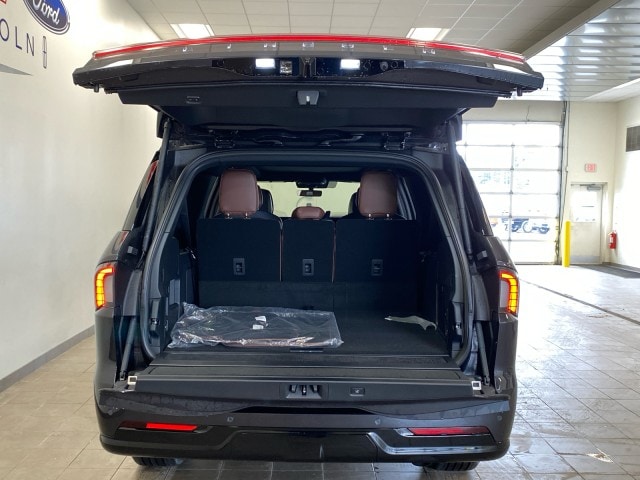 2026 Lincoln Navigator Reserve - Photo 8