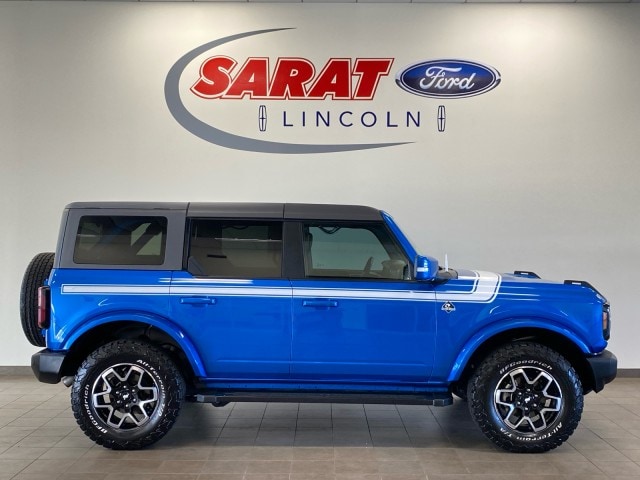 2021 Ford Bronco 4-Door Outer Banks's photo