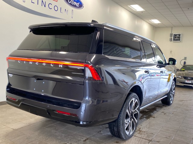 2026 Lincoln Navigator Reserve - Photo 10