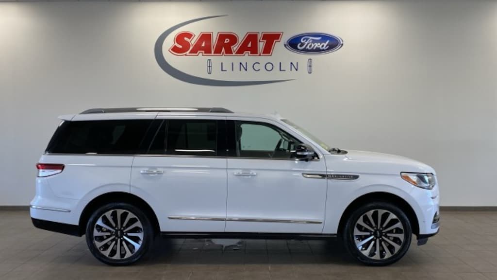 Certified 2022 Lincoln Navigator 2022 Lincoln Navigator Reserve 4DR SUV 122.5 WB 4