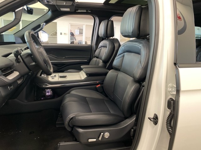 2026 Lincoln Navigator Reserve - Photo 20