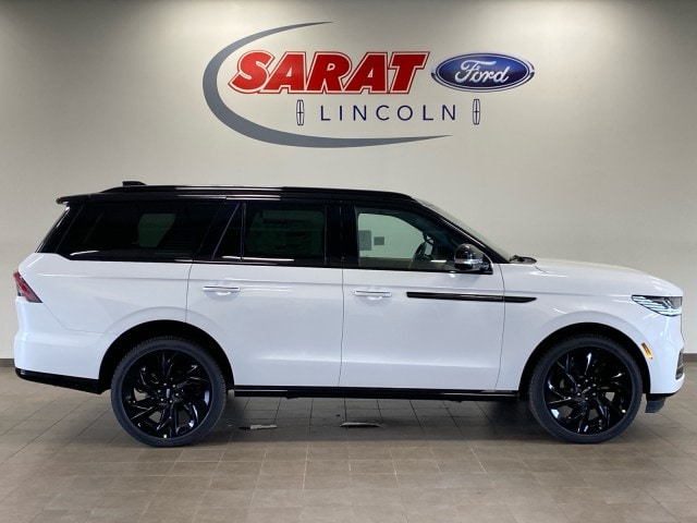 2026 Lincoln Navigator Black Label 4WD's photo