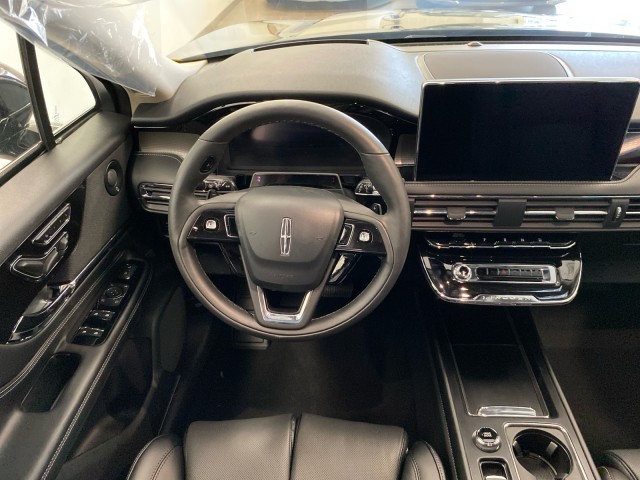 2025 Lincoln Corsair Grand Touring - Photo 11