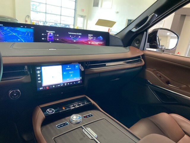 2026 Lincoln Navigator Reserve - Photo 17