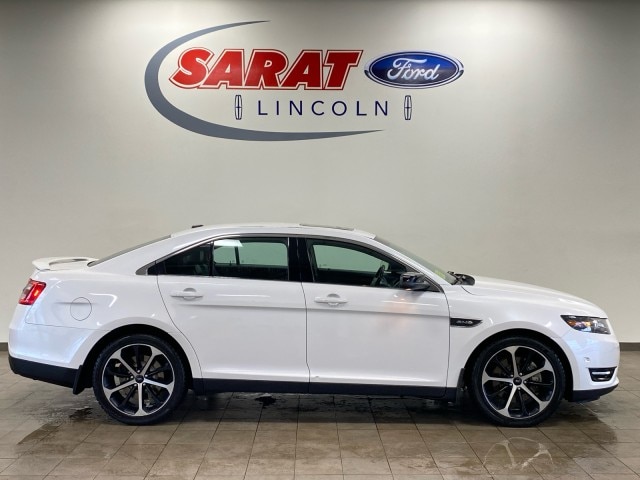 2016 Ford Taurus SHO