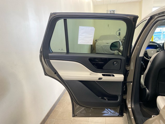 2026 Lincoln Aviator Reserve - Photo 8